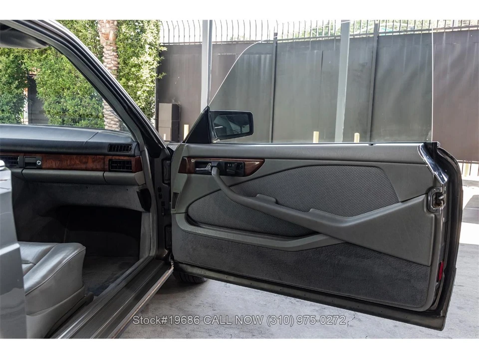 1985 Mercedes-Benz C126 S-Class Coupe - Image 27 of 31