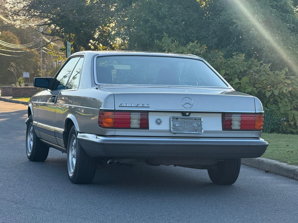 1985 Mercedes-Benz C126 S-Class Coupe - Image 11 of 31