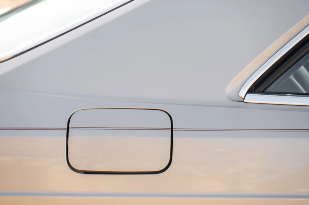 1985 Mercedes-Benz C126 S-Class Coupe - Image 18 of 31