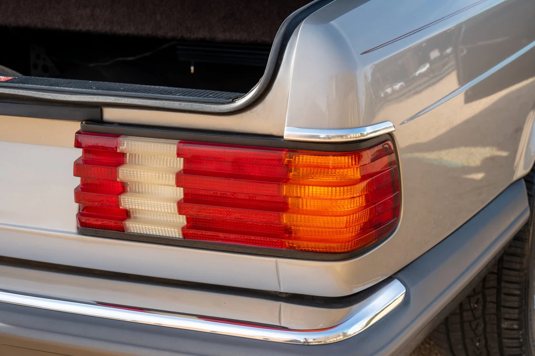 1985 Mercedes-Benz C126 S-Class Coupe - Image 19 of 31