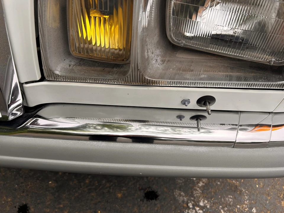 1985 Mercedes-Benz W126 S-Class Sedan - Image 25 of 31