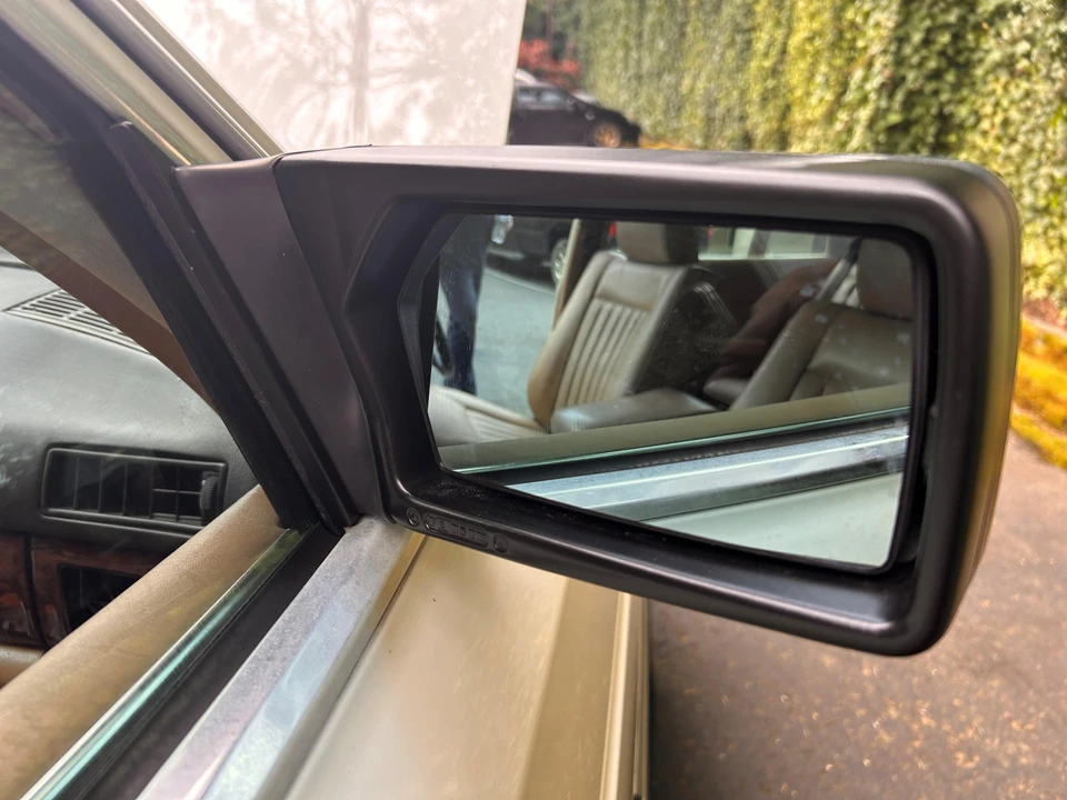 1985 Mercedes-Benz W126 S-Class Sedan - Image 20 of 31