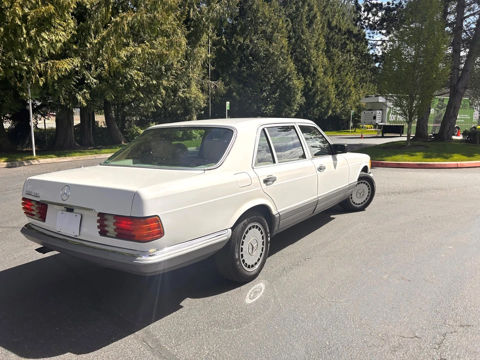 1985 Mercedes-Benz W126 S-Class Sedan - Image 7 of 31