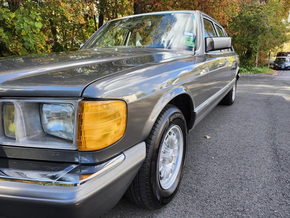 1985 Mercedes-Benz W126 S-Class Sedan - Image 23 of 31