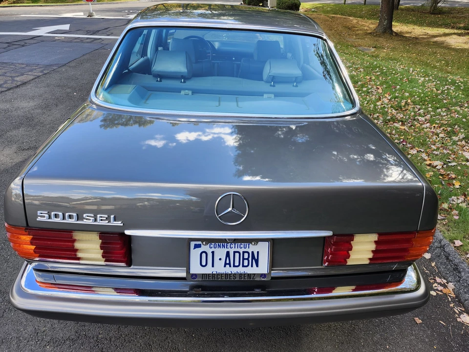 1985 Mercedes-Benz W126 S-Class Sedan - Image 12 of 31