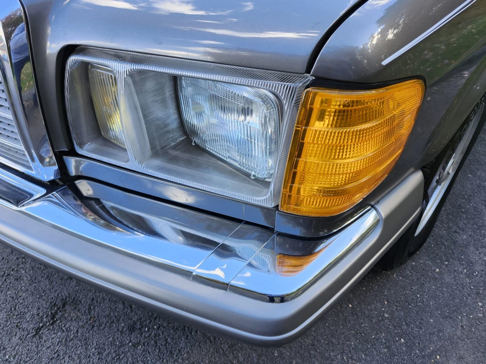 1985 Mercedes-Benz W126 S-Class Sedan - Image 21 of 31