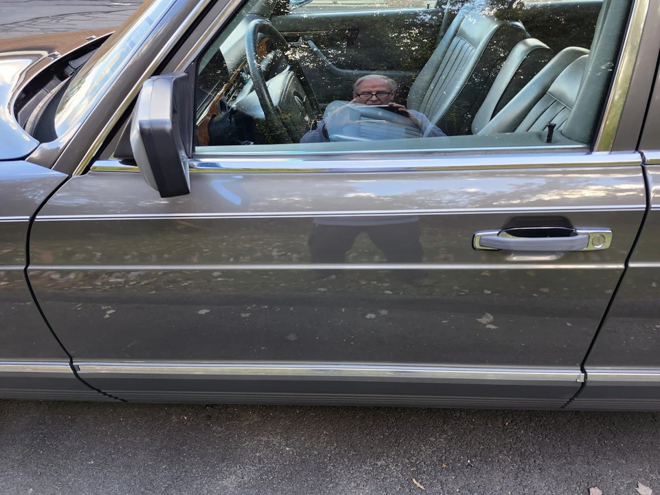 1985 Mercedes-Benz W126 S-Class Sedan - Image 28 of 31