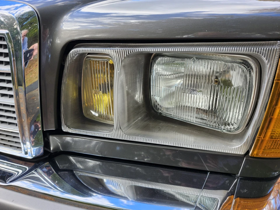 1985 Mercedes-Benz W126 S-Class Sedan - Image 22 of 31