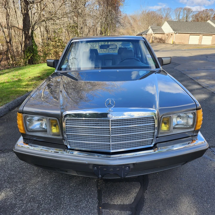 1985 Mercedes-Benz W126 S-Class Sedan - Image 4 of 31