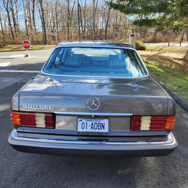 1985 Mercedes-Benz W126 S-Class Sedan - Image 11 of 31