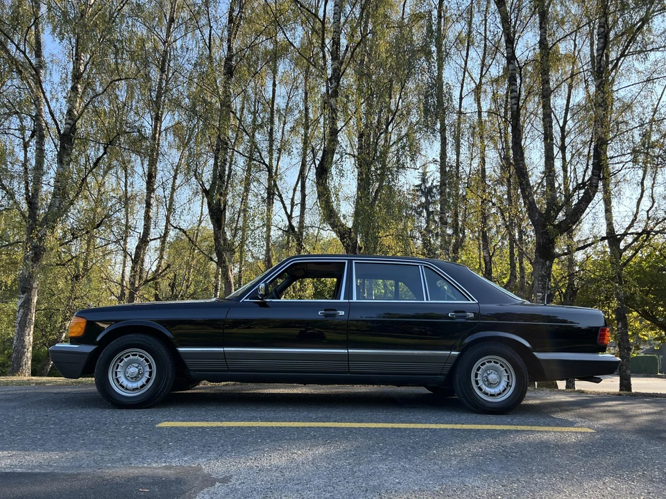 1985 Mercedes-Benz W126 S-Class Sedan - Image 13 of 31