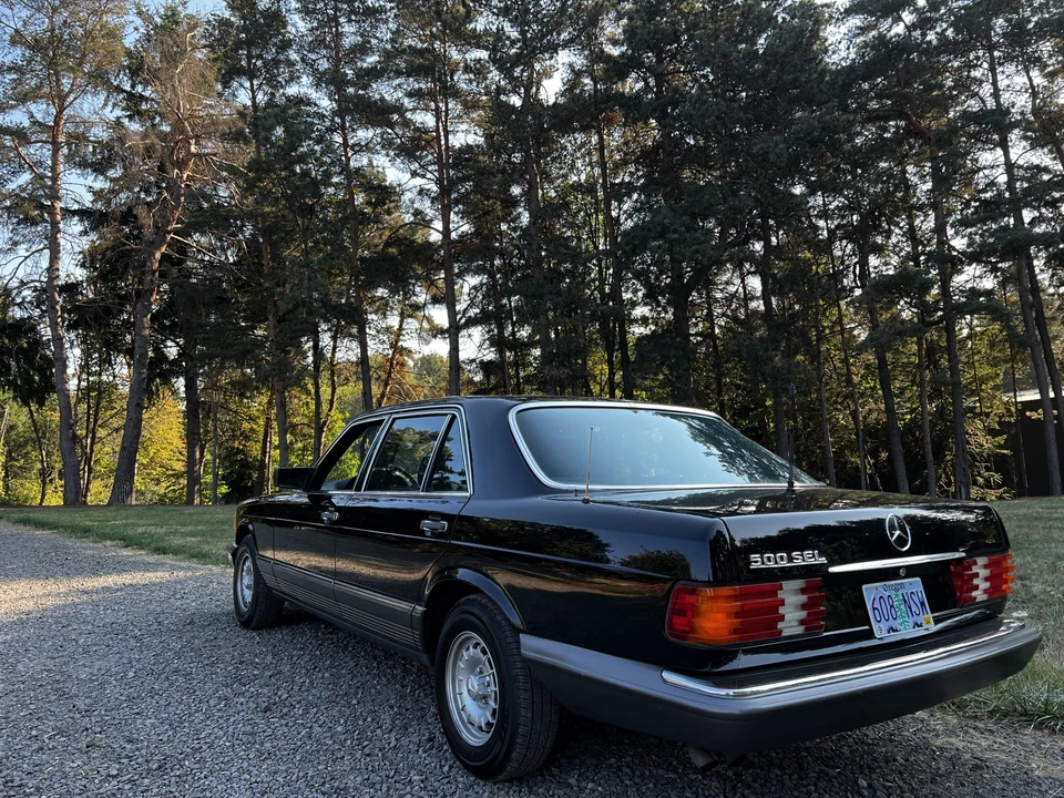 1985 Mercedes-Benz W126 S-Class Sedan - Image 14 of 31