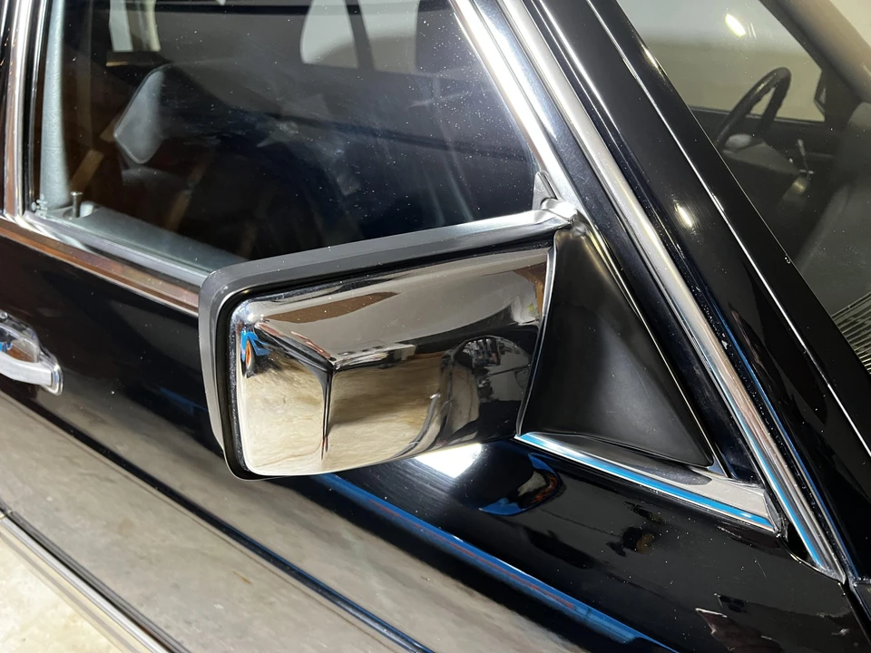 1985 Mercedes-Benz W126 S-Class Sedan - Image 24 of 31