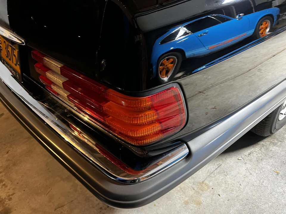 1985 Mercedes-Benz W126 S-Class Sedan - Image 29 of 31
