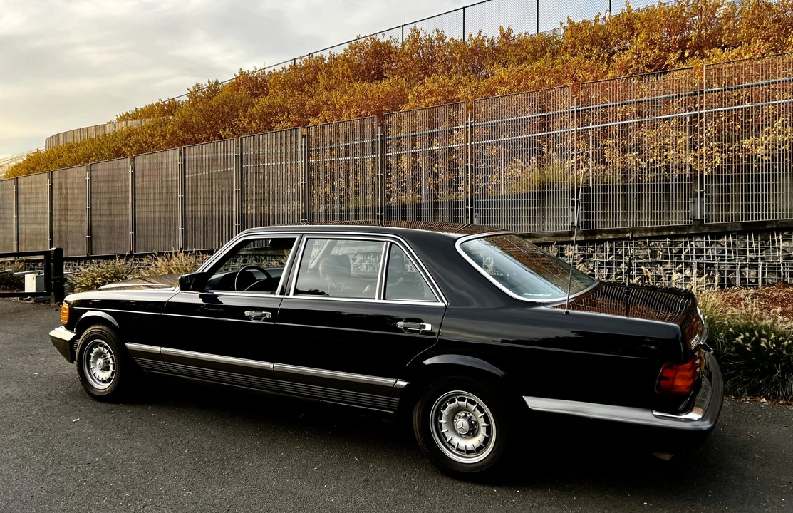 1985 Mercedes-Benz W126 S-Class Sedan - Image 5 of 31