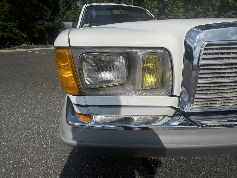 1985 Mercedes-Benz W126 S-Class Sedan - Image 17 of 31