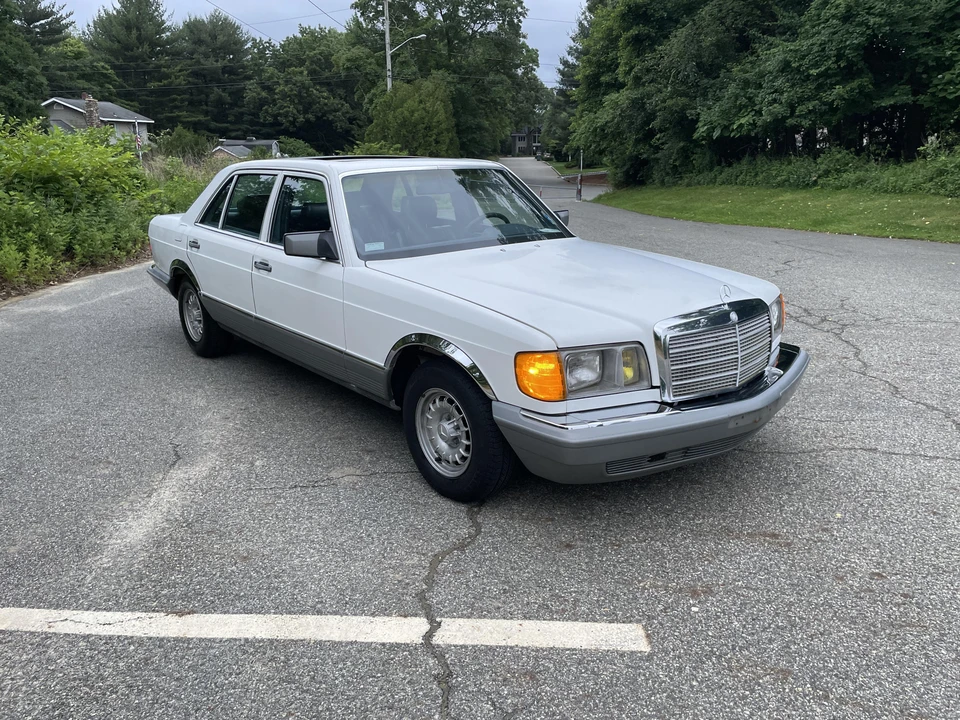 1985 Mercedes-Benz W126 S-Class Sedan - Image 14 of 31