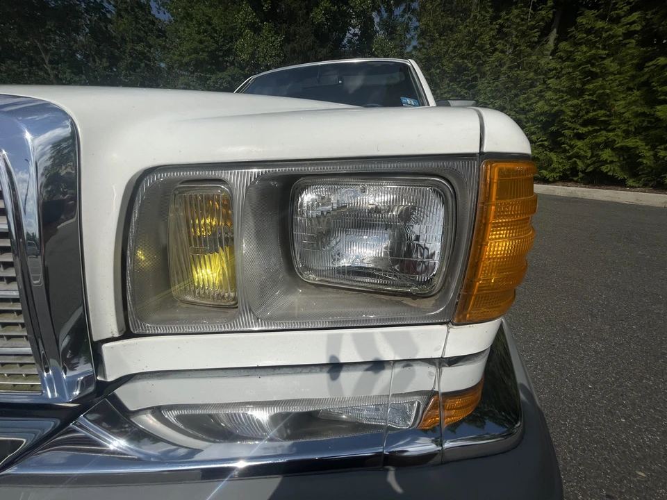 1985 Mercedes-Benz W126 S-Class Sedan - Image 20 of 31