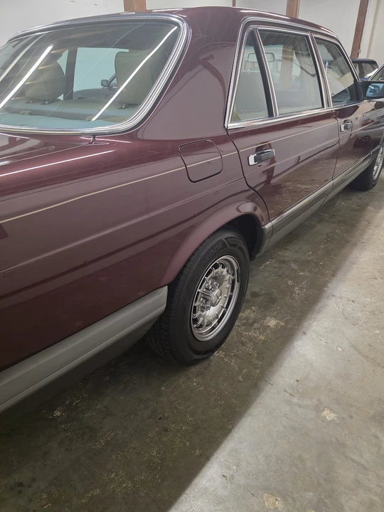 1985 Mercedes-Benz W126 S-Class Sedan - Image 11 of 31