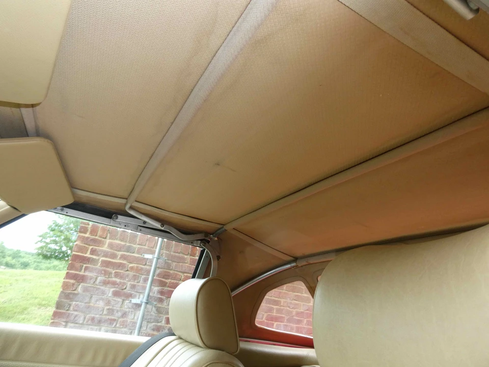 1985 Mercedes-Benz R107 SL-Class - Image 5 of 31