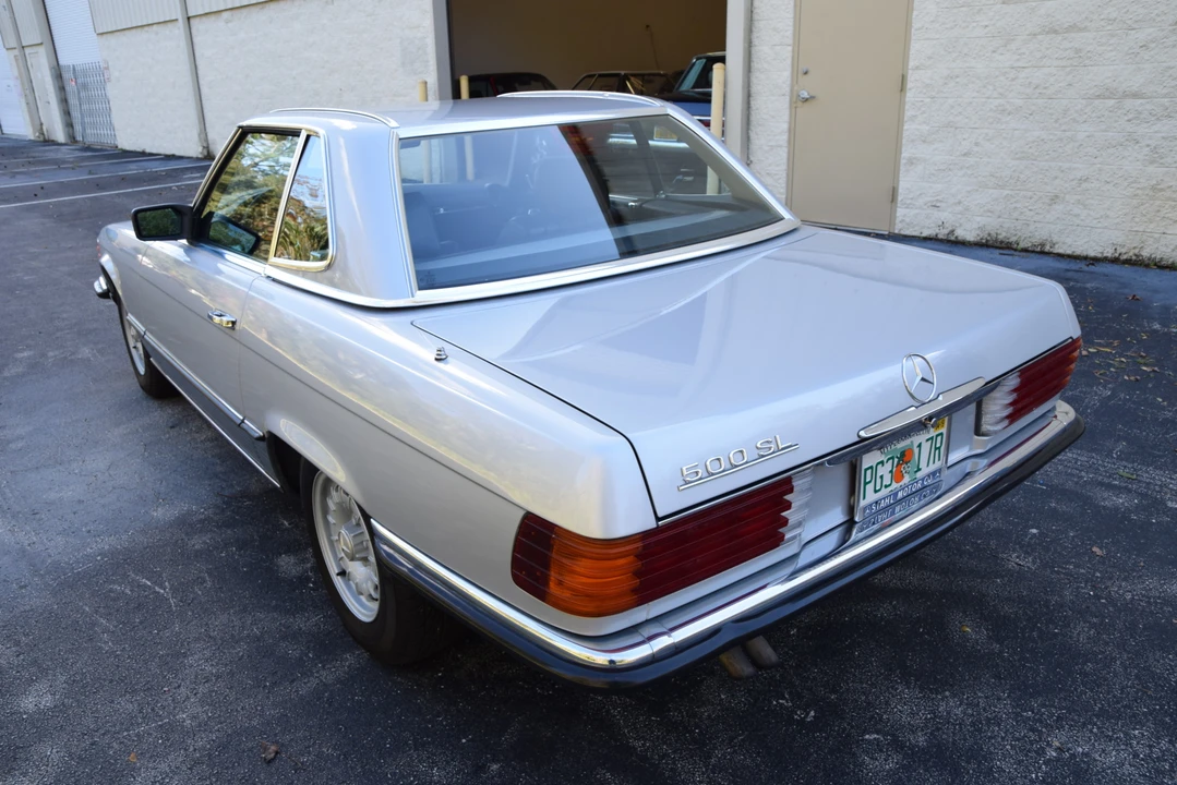 1985 Mercedes-Benz R107 SL-Class - Image 28 of 31