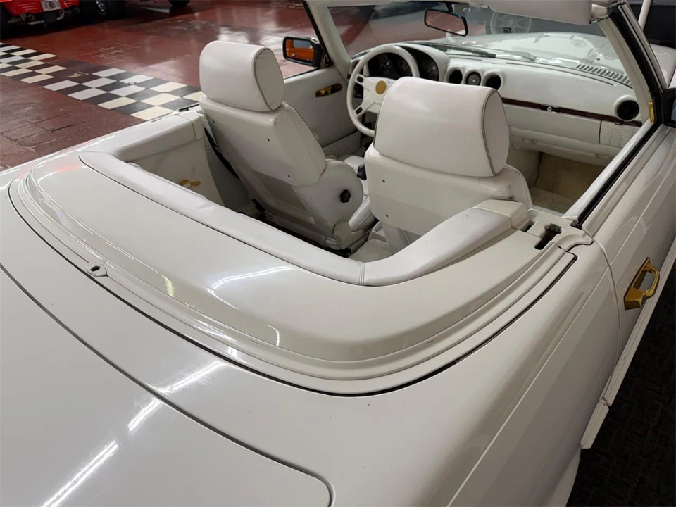 1985 Mercedes-Benz R107 SL-Class - Image 23 of 31