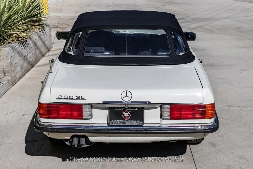 1985 Mercedes-Benz W124 E-Class - Image 11 of 12