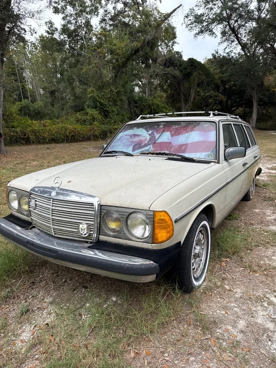 1985 Mercedes-Benz W124 E-Class - Image 2 of 5