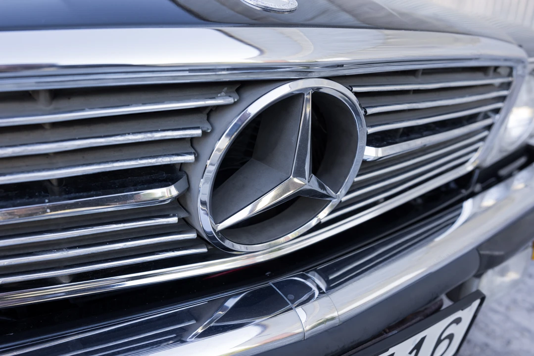 1985 Mercedes-Benz R107 SL-Class - Image 12 of 31