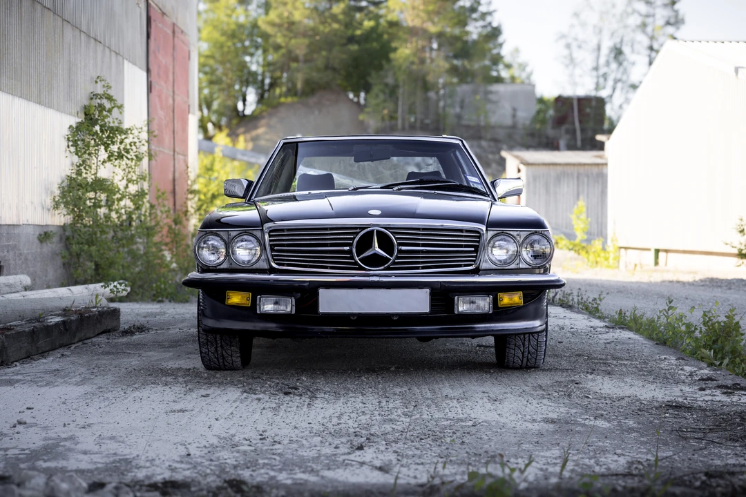 1985 Mercedes-Benz R107 SL-Class - Image 2 of 31
