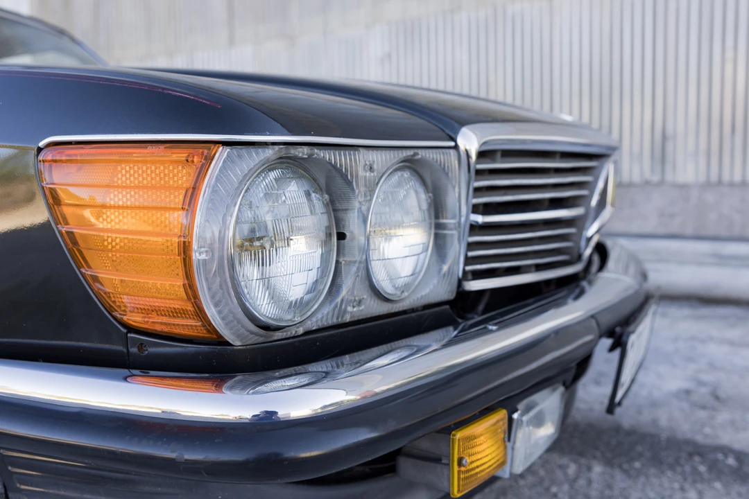 1985 Mercedes-Benz R107 SL-Class - Image 28 of 31