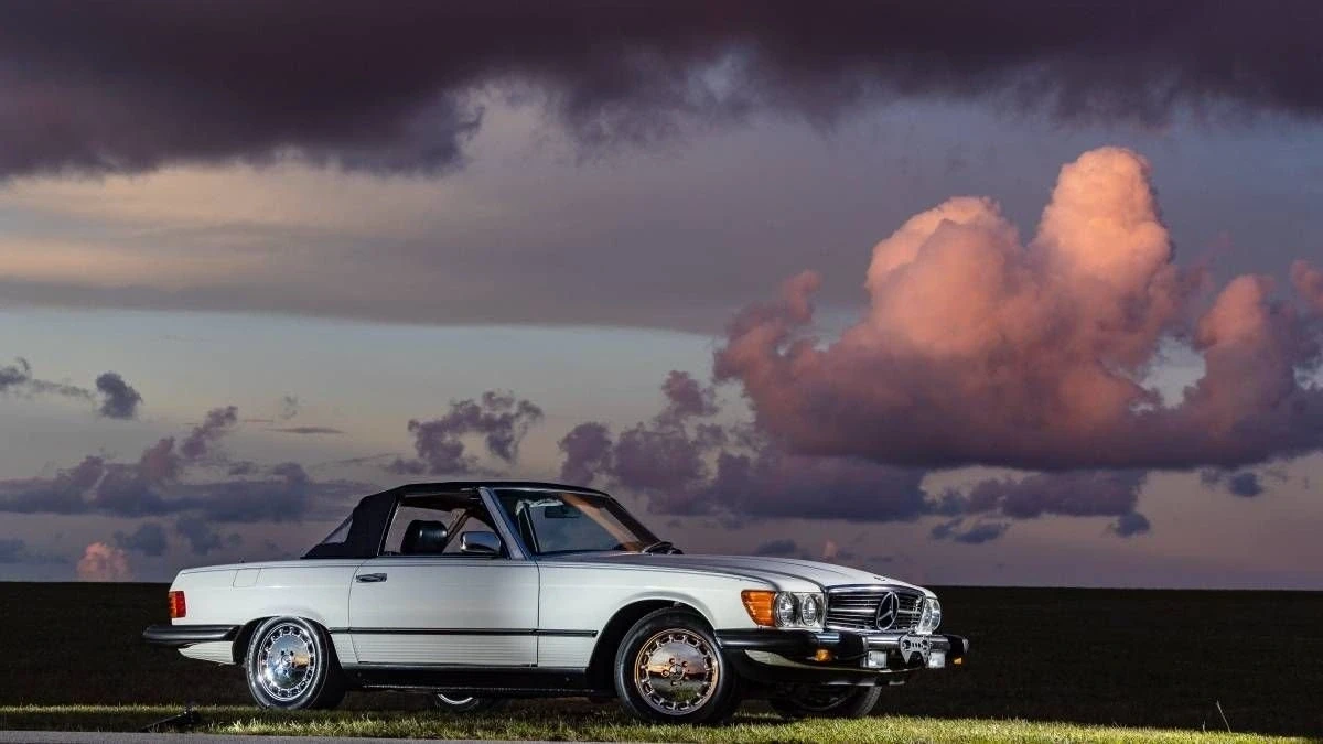 1985 Mercedes-Benz R107 SL-Class - Image 13 of 21