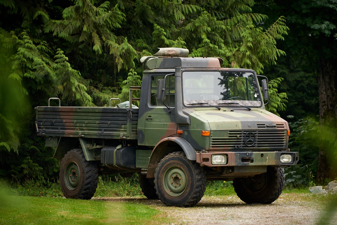 1985 Mercedes-Benz Unimog - Image 2 of 31
