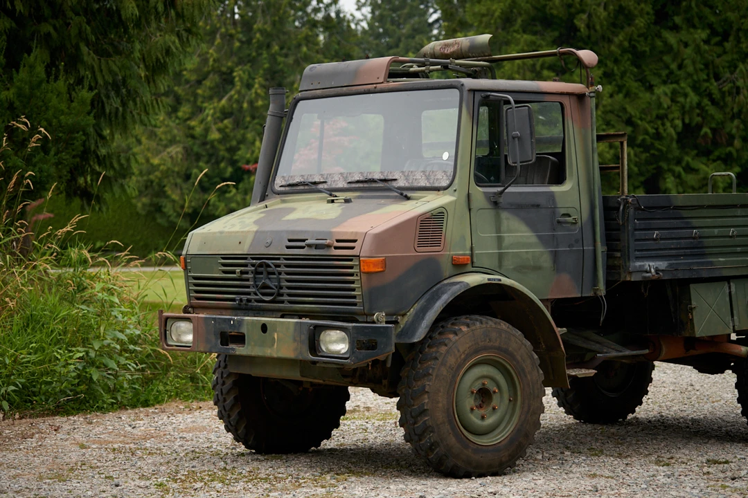 1985 Mercedes-Benz Unimog - Image 14 of 31