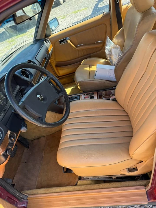 1985 Mercedes-Benz W124 E-Class - Image 6 of 8