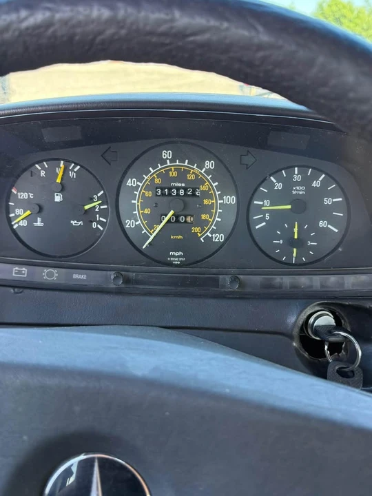 1985 Mercedes-Benz W124 E-Class - Image 3 of 8