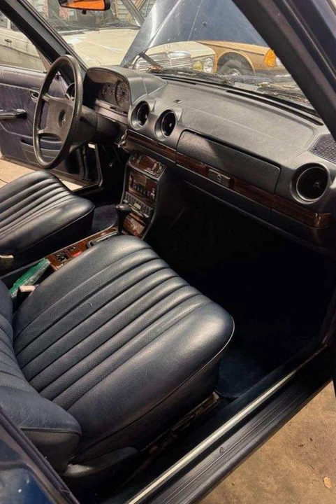 1985 Mercedes-Benz E-Class - Image 9 of 18