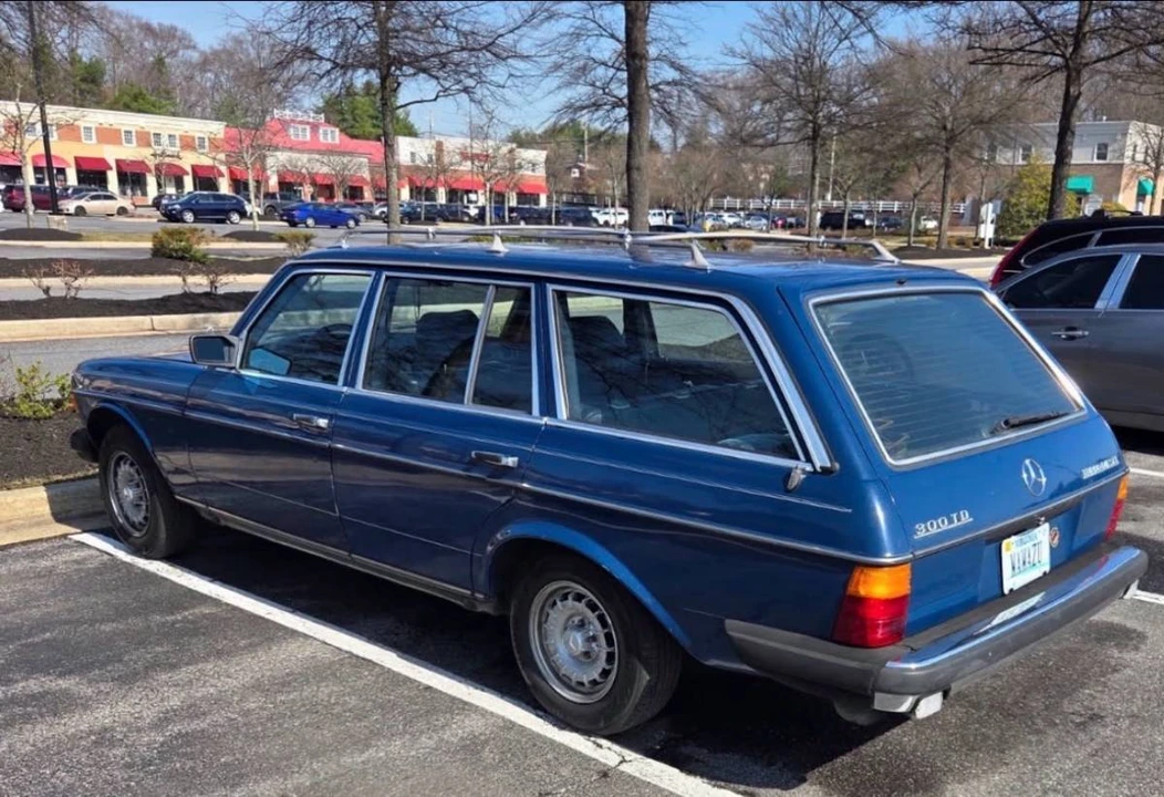 1985 Mercedes-Benz E-Class - Image 5 of 18