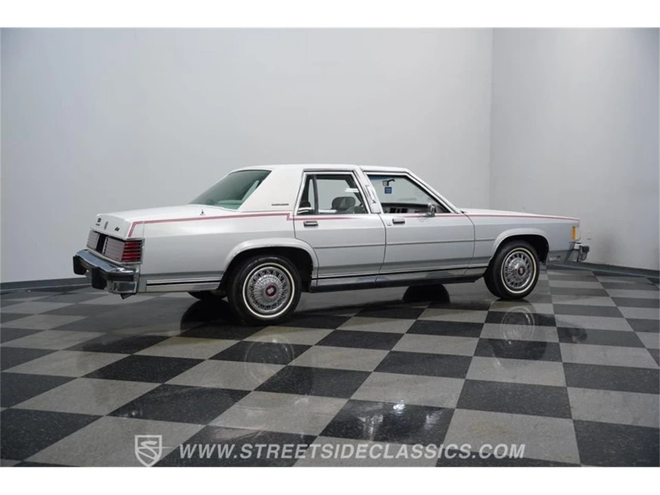 1985 Mercury Grand Marquis - Image 12 of 31