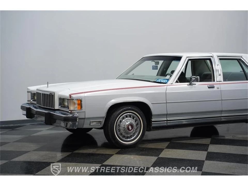 1985 Mercury Grand Marquis - Image 17 of 31