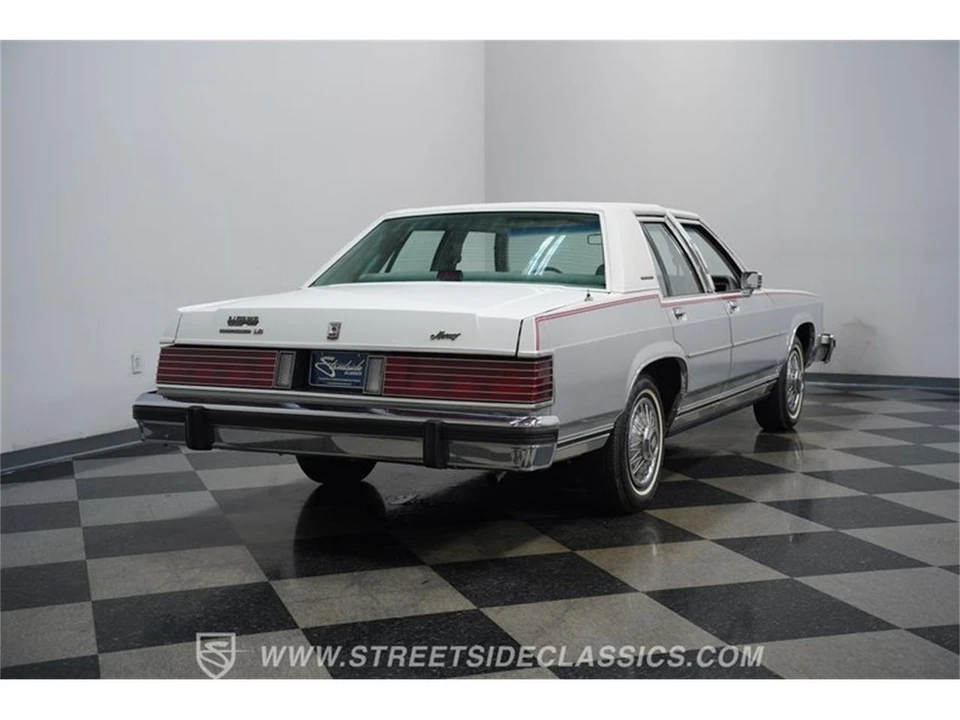 1985 Mercury Grand Marquis - Image 10 of 31