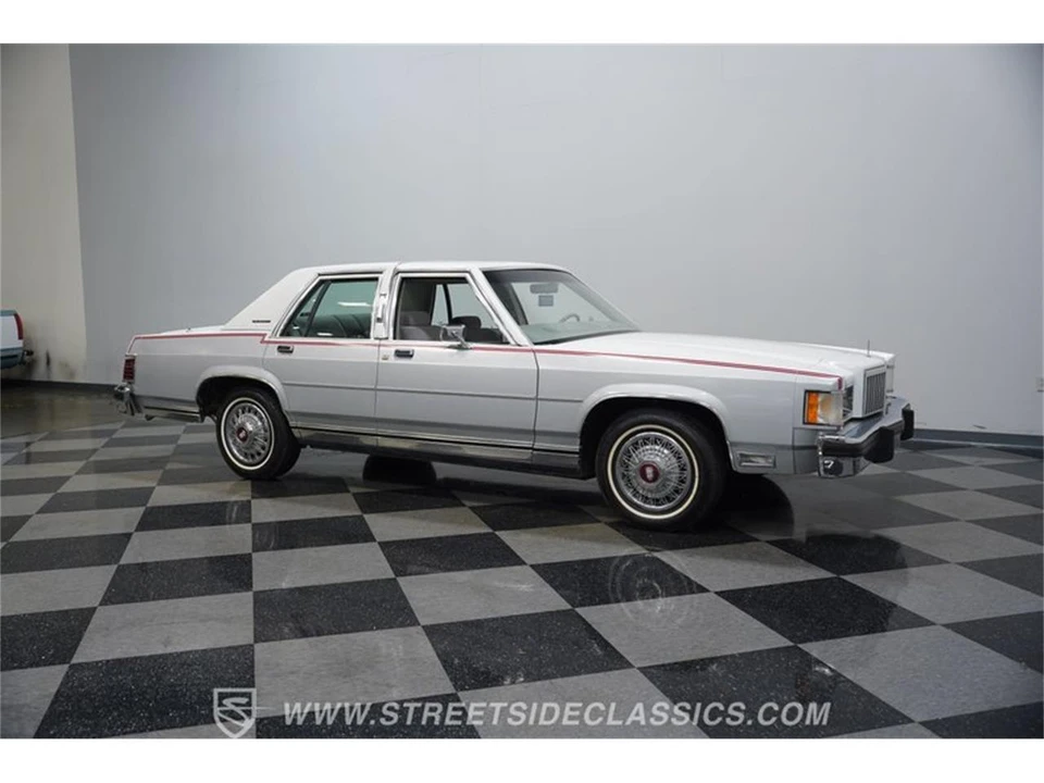 1985 Mercury Grand Marquis - Image 14 of 31