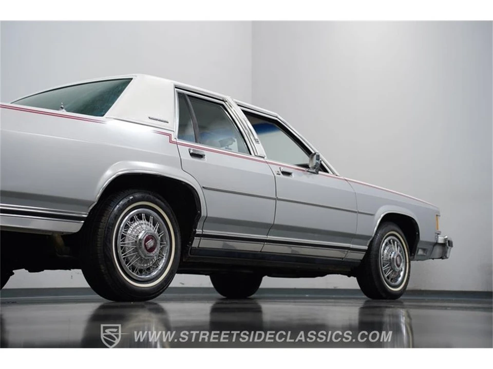 1985 Mercury Grand Marquis - Image 26 of 31