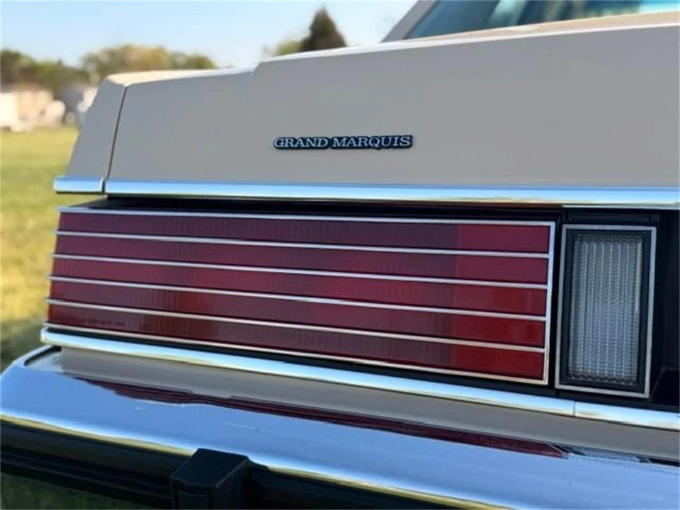 1985 Mercury Grand Marquis - Image 5 of 30