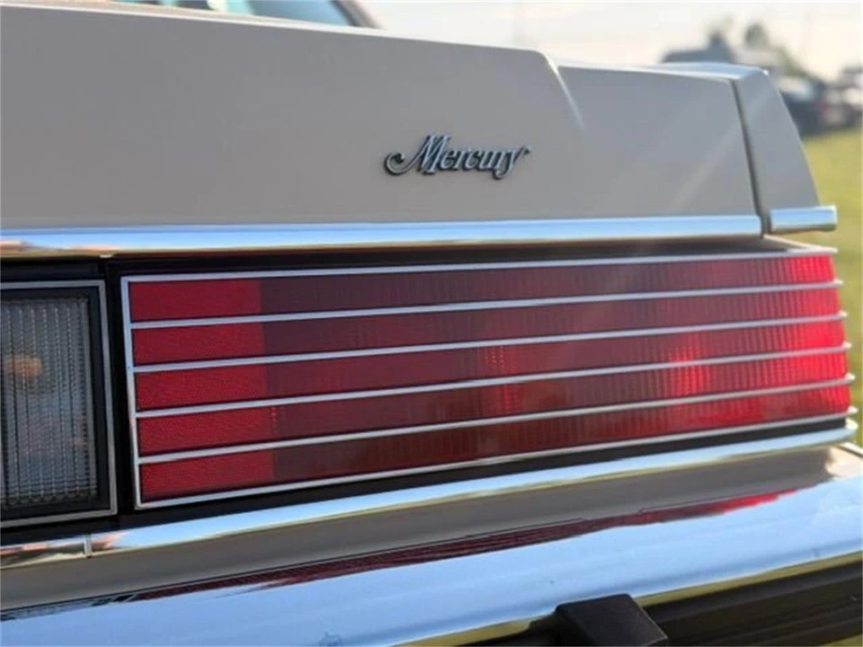 1985 Mercury Grand Marquis - Image 6 of 30