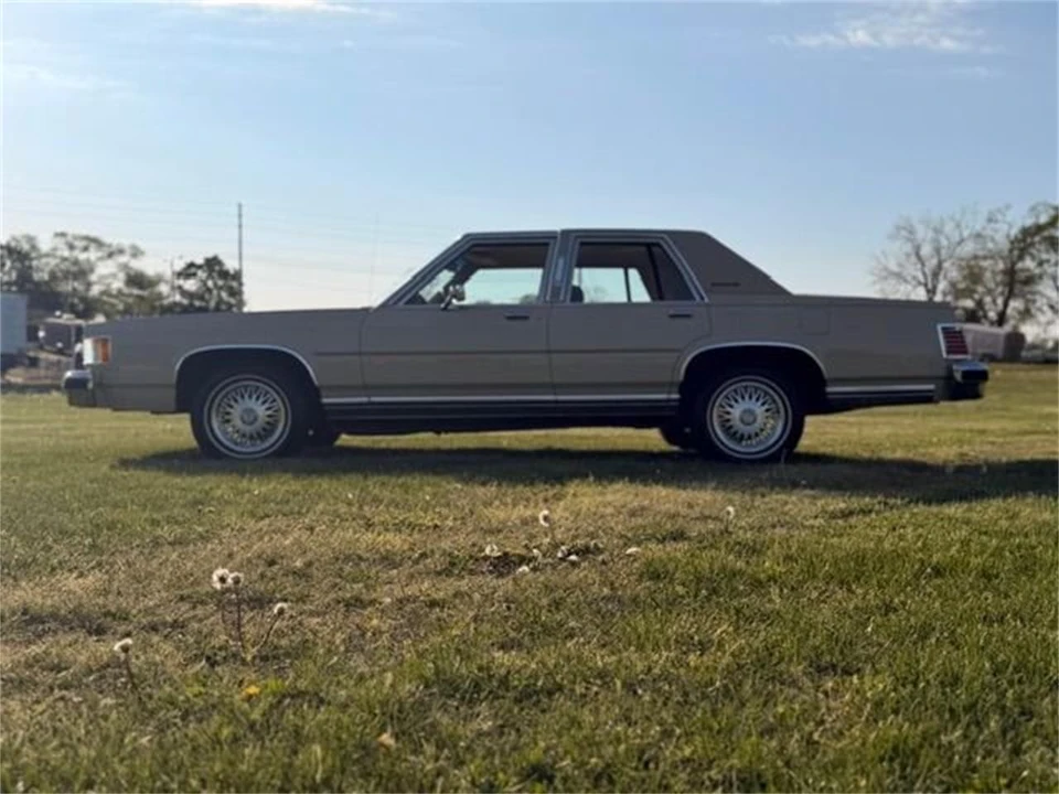 1985 Mercury Grand Marquis - Image 2 of 30