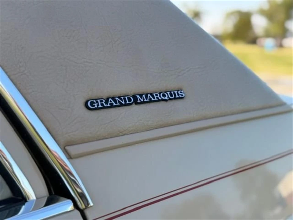 1985 Mercury Grand Marquis - Image 14 of 30