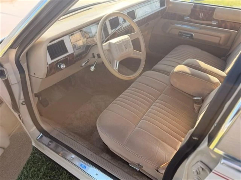 1985 Mercury Grand Marquis - Image 15 of 30