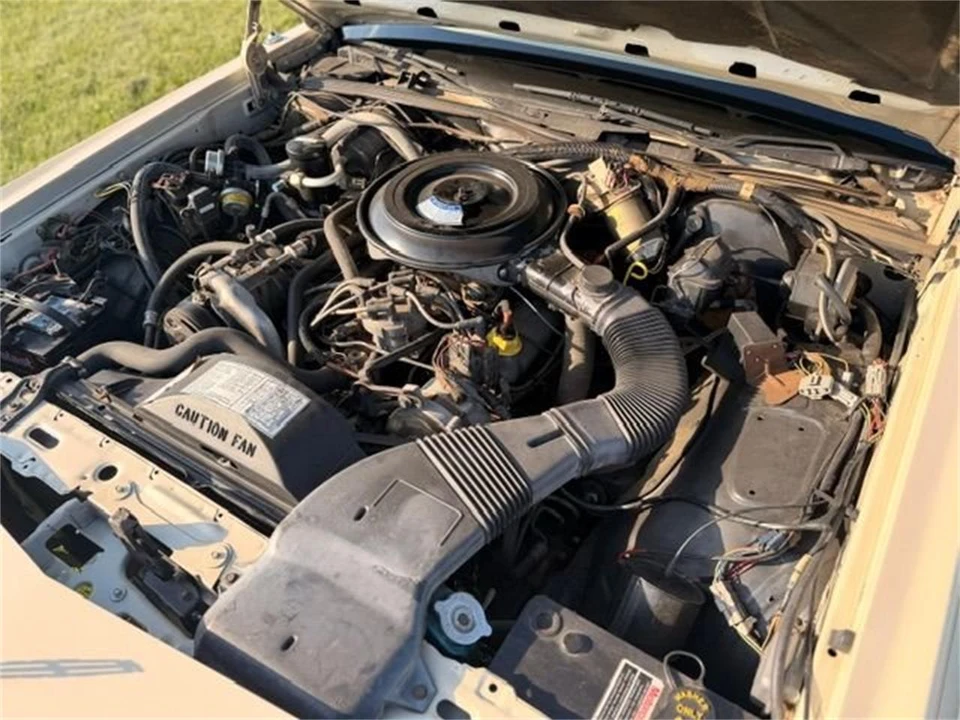 1985 Mercury Grand Marquis - Image 29 of 30