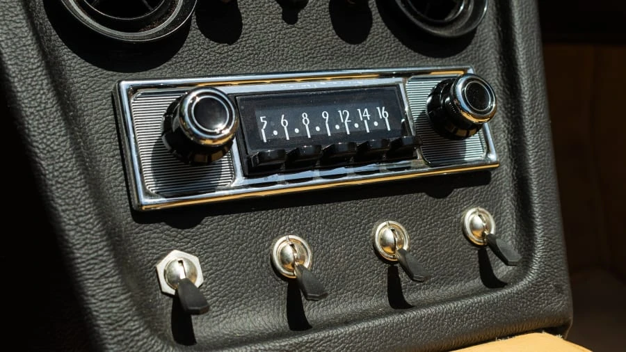 1985 Modena - Image 16 of 20